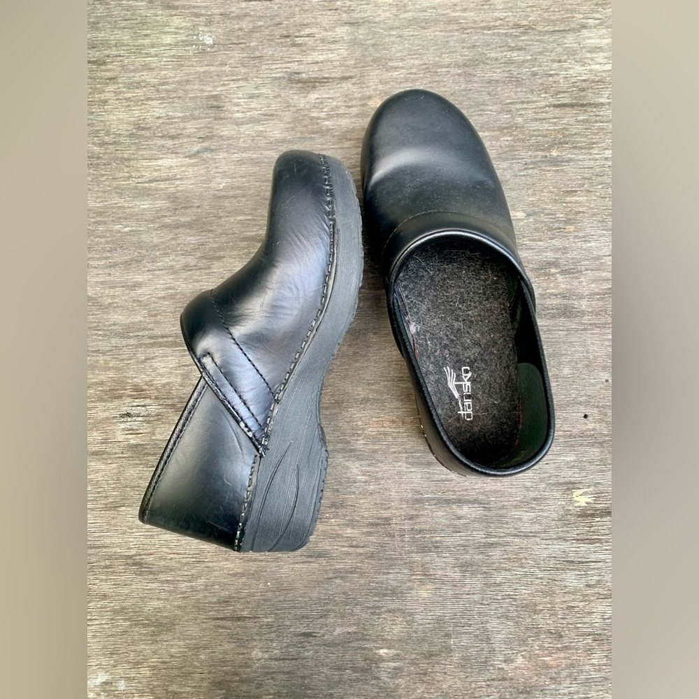 Leather Dansko Professional Clogs | Sabots Pros Antidérapants 38 / 7.5-8 black